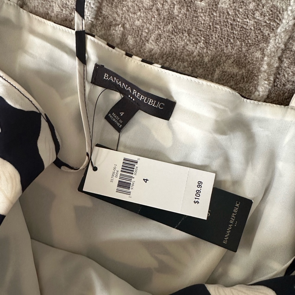 Banana Republic asymmetrical dress - Picture 3 of 5